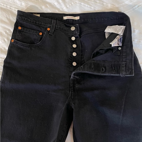 Levi’s Ribcage Boot Jeans - Picture 3 of 3